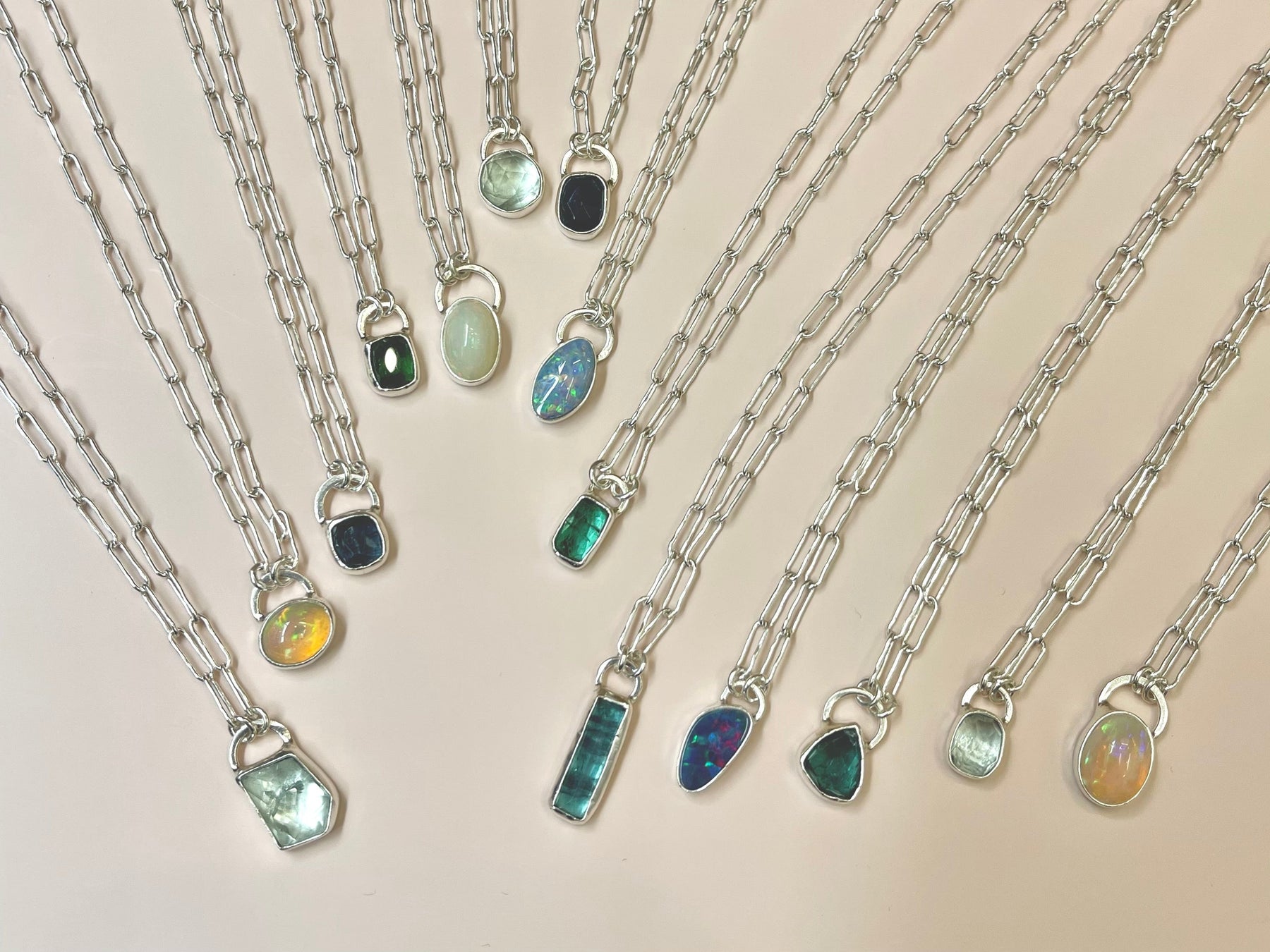 【 12月11日(木)-17日(水)】オンラインショッピングの出荷に関しまして