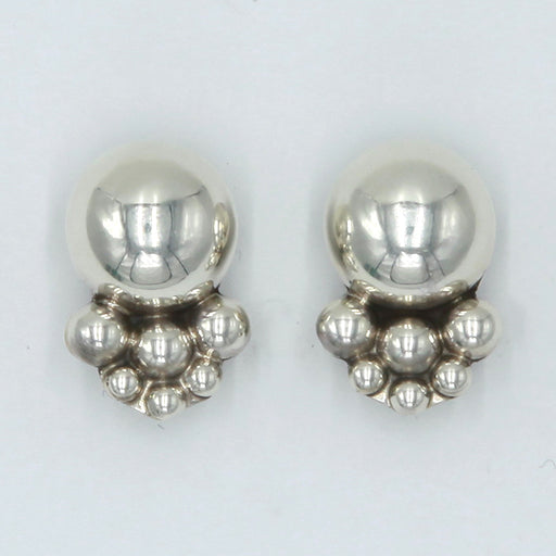 シルバーイヤリング