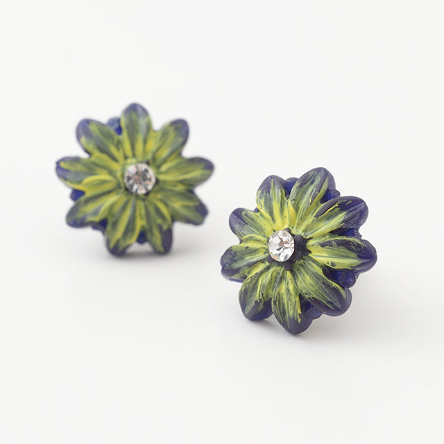 デイジー ピアス