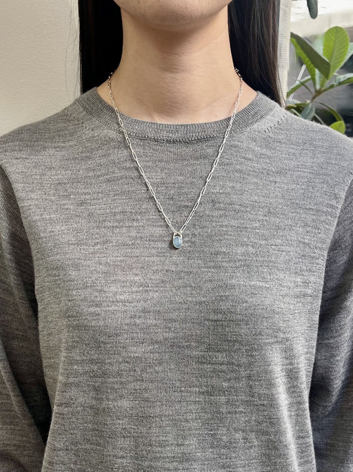 3月誕生石アクアマリンのシルバーネックレス