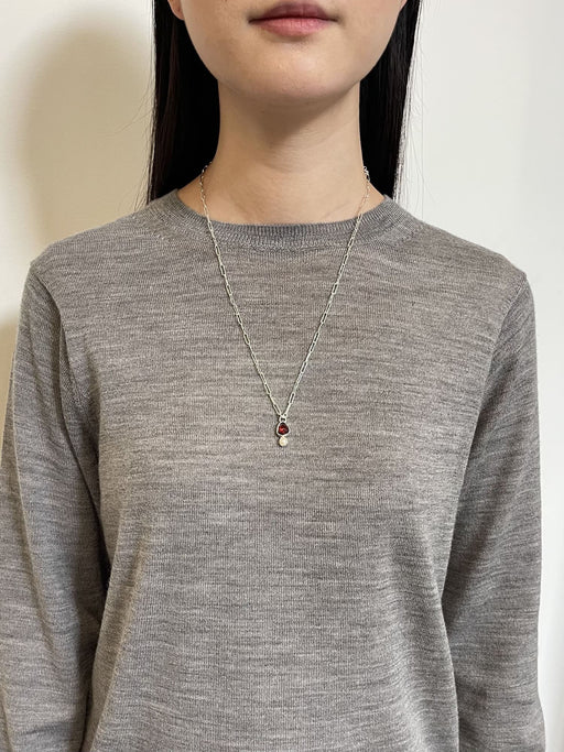 1月誕生石ガーネットのシルバーネックレス