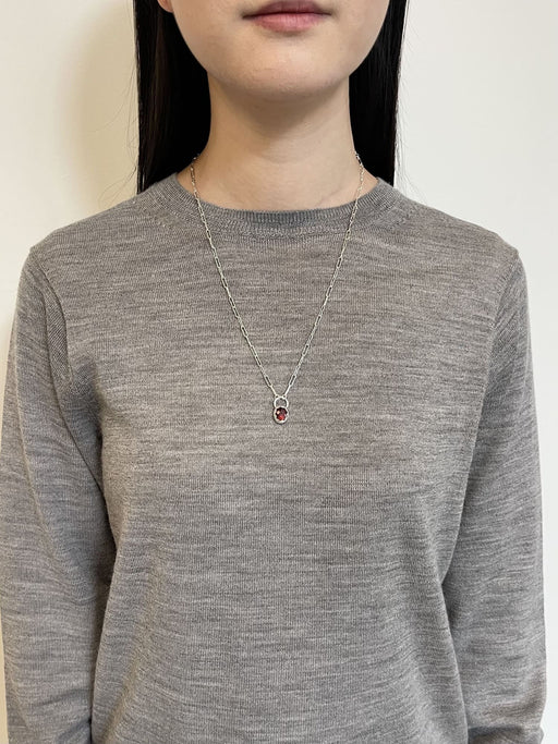 1月誕生石ガーネットのシルバーネックレス