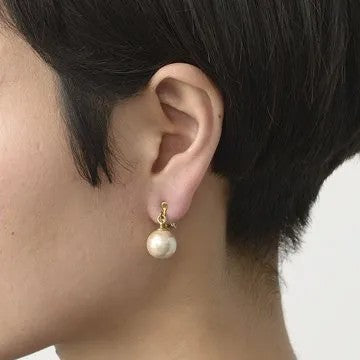 コットンパールのイヤリング