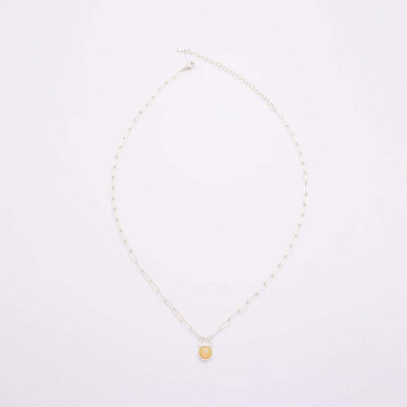 10月誕生石オパールのシルバーネックレス
