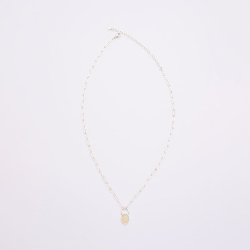 10月誕生石オパールのシルバーネックレス