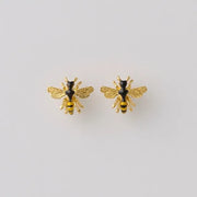 蜂のピアス