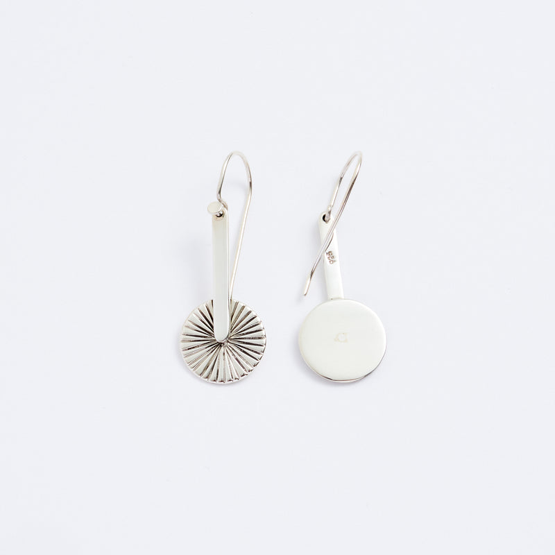 シルバーピアス