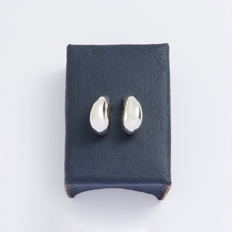 シルバーピアス