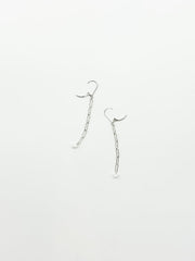 シルバーネックレスとピアス