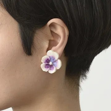 パンジーのイヤリング