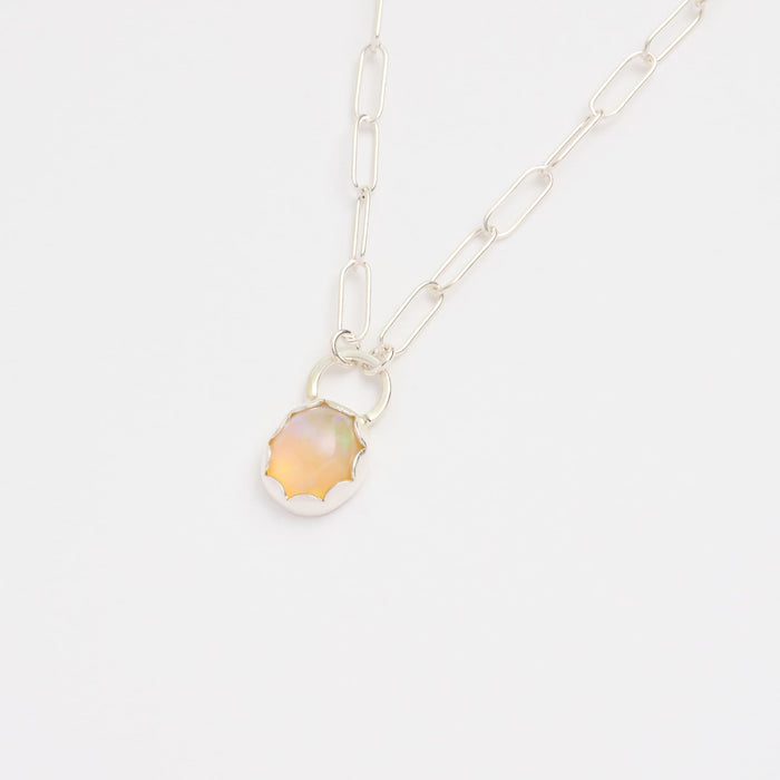 10月誕生石オパールのシルバーネックレス