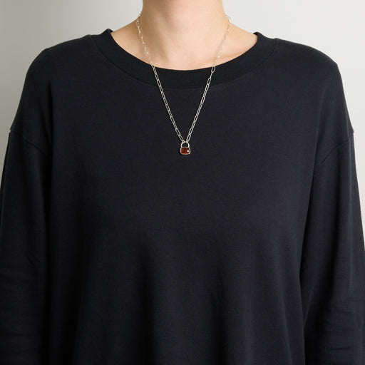 1月誕生石ガーネットのシルバーネックレス