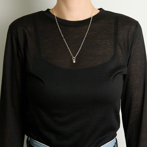 4月誕生石モルガナイトのシルバーネックレス