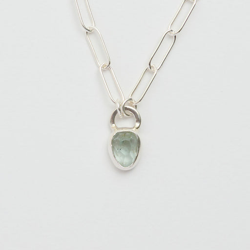 3月誕生石アクアマリンのシルバーネックレス