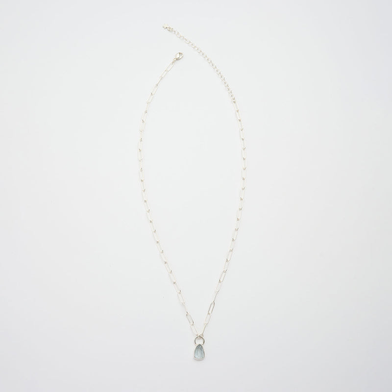 3月誕生石アクアマリンのシルバーネックレス