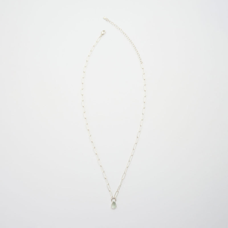 3月誕生石アクアマリンのシルバーネックレス