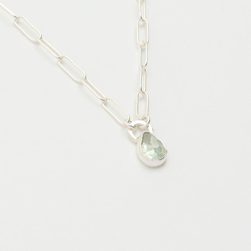 3月誕生石アクアマリンのシルバーネックレス