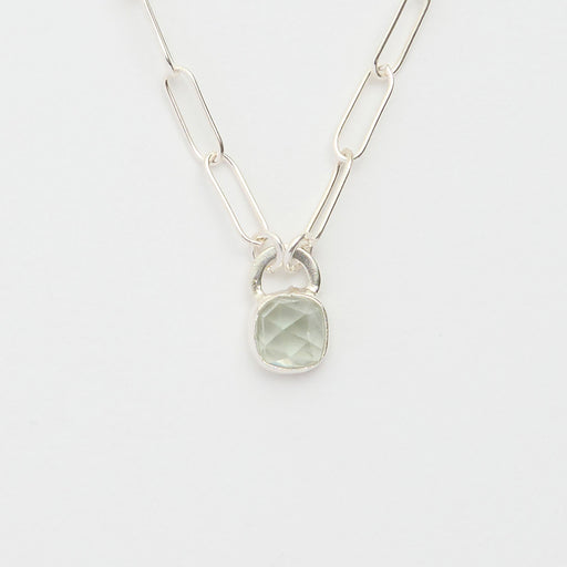 3月誕生石アクアマリンのシルバーネックレス