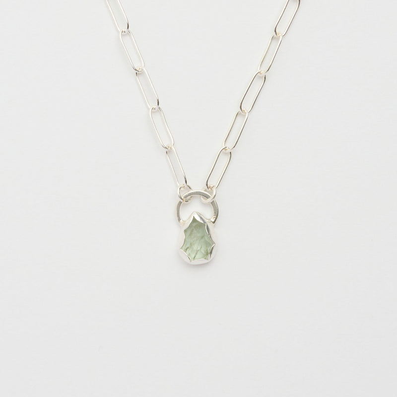 3月誕生石アクアマリンのシルバーネックレス