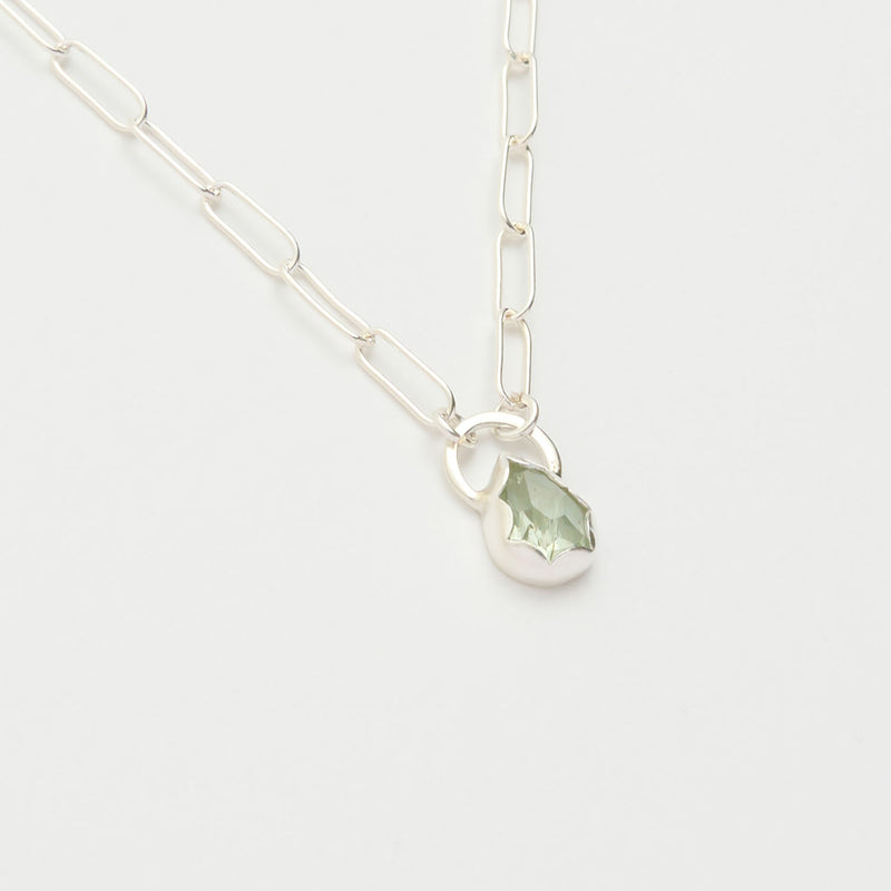 3月誕生石アクアマリンのシルバーネックレス