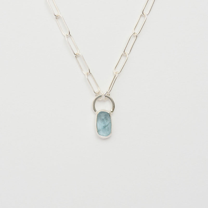 3月誕生石アクアマリンのシルバーネックレス