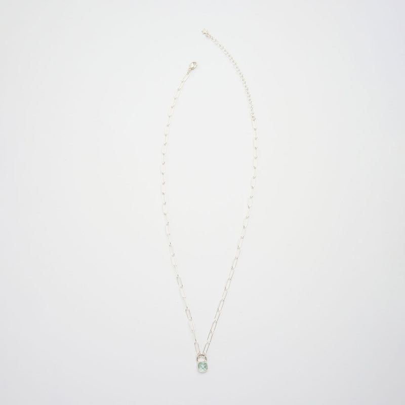 3月誕生石アクアマリンのシルバーネックレス