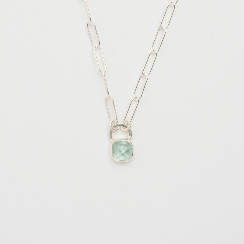 3月誕生石アクアマリンのシルバーネックレス