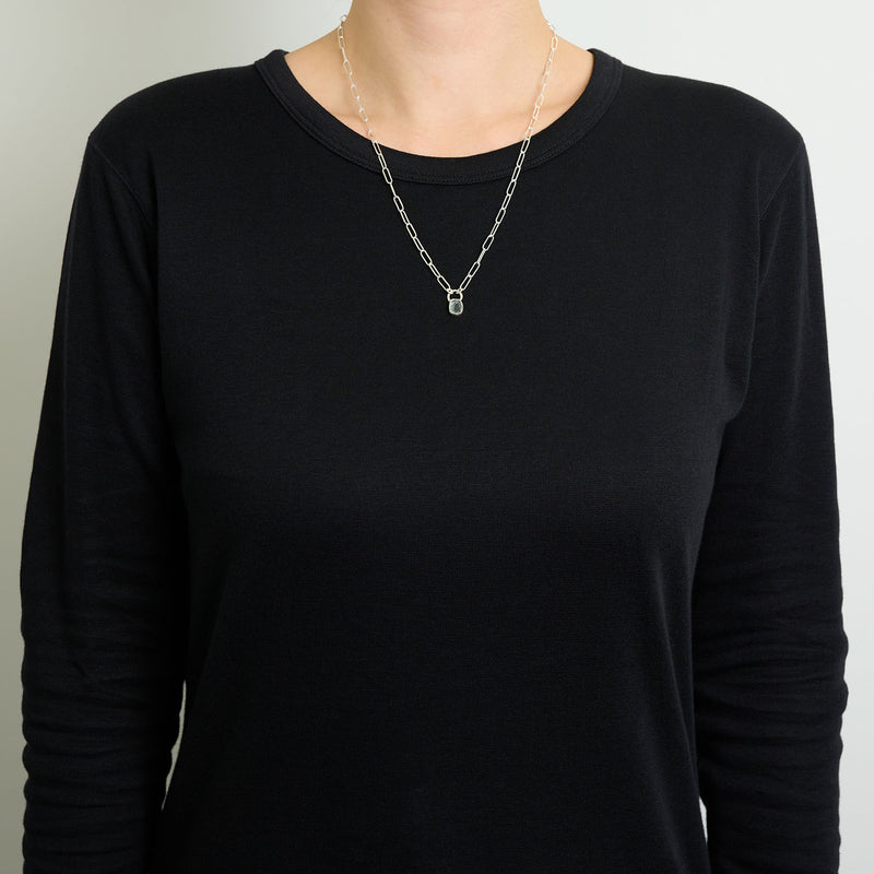 3月誕生石アクアマリンのシルバーネックレス