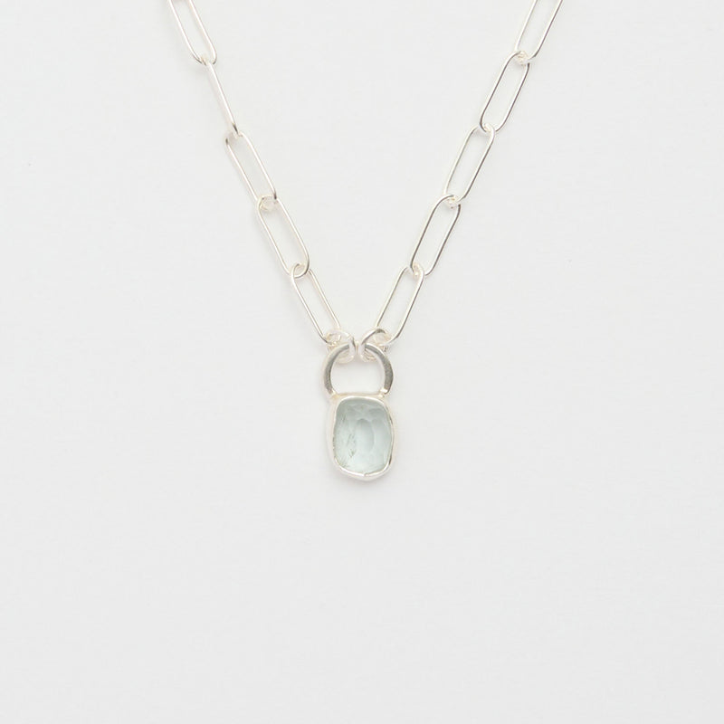 3月誕生石アクアマリンのシルバーネックレス
