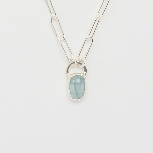 3月誕生石アクアマリンのシルバーネックレス