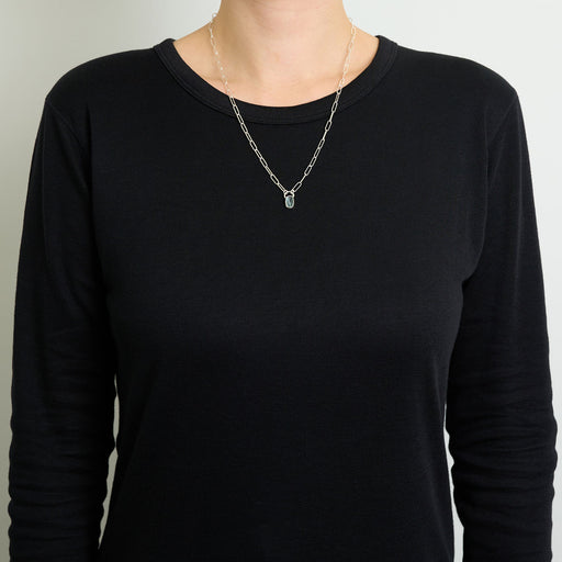 3月誕生石アクアマリンのシルバーネックレス