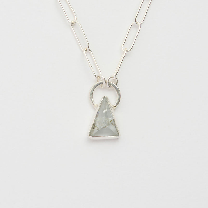 3月誕生石アクアマリンのシルバーネックレス