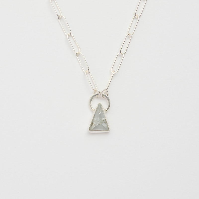 3月誕生石アクアマリンのシルバーネックレス