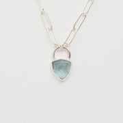 3月誕生石アクアマリンのシルバーネックレス