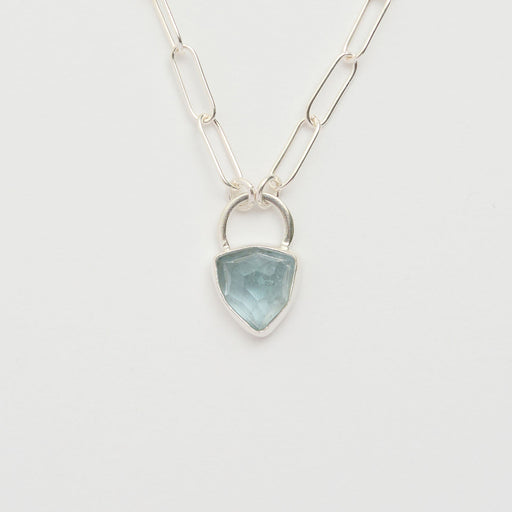 3月誕生石アクアマリンのシルバーネックレス