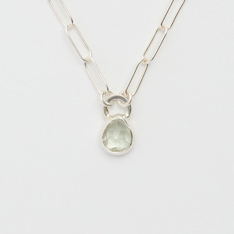 3月誕生石アクアマリンのシルバーネックレス