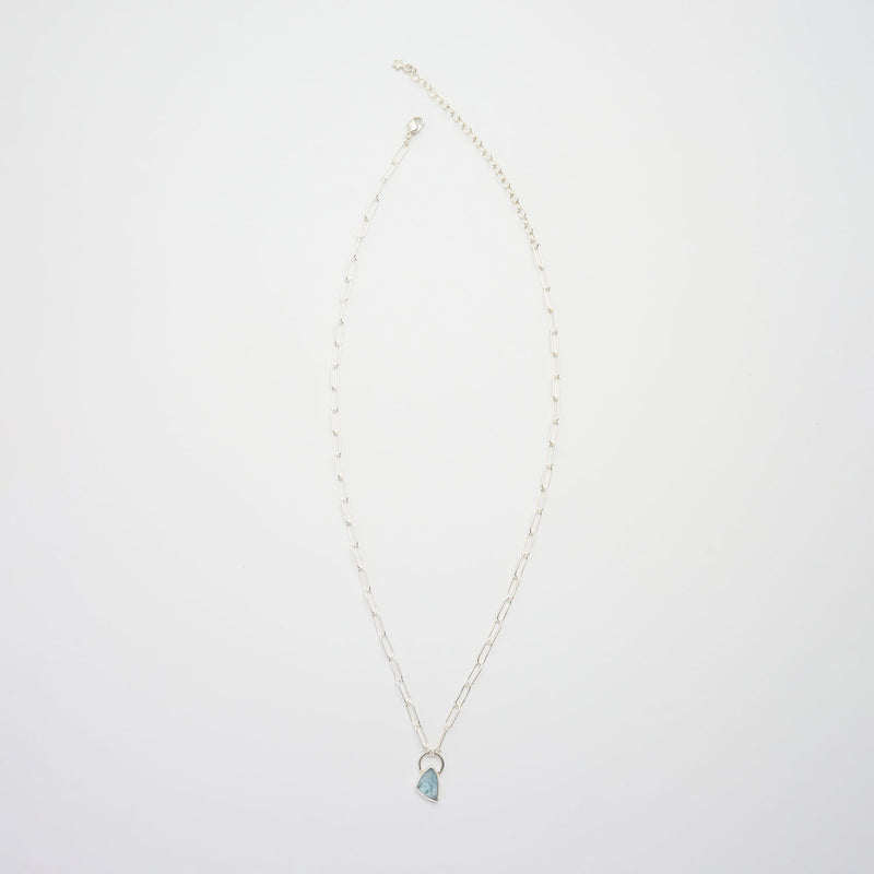 3月誕生石アクアマリンのシルバーネックレス