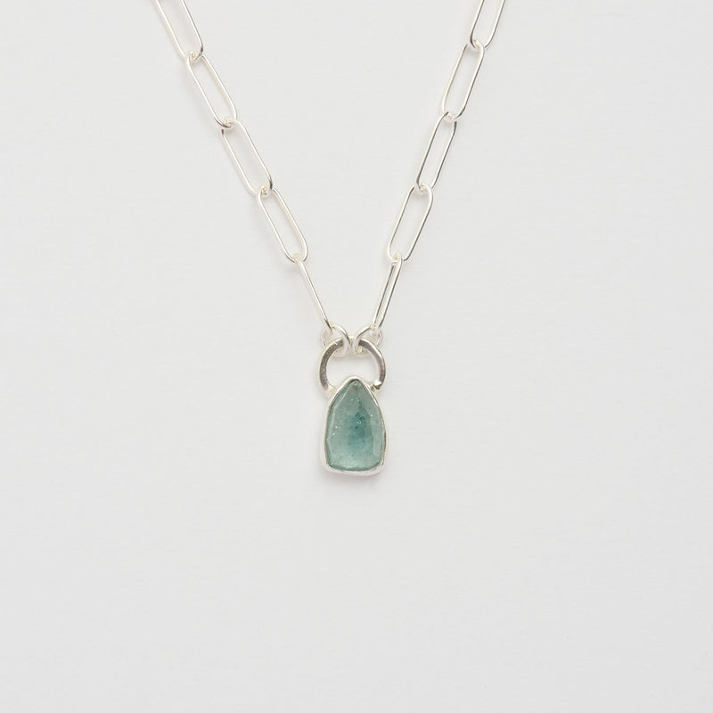 3月誕生石アクアマリンのシルバーネックレス