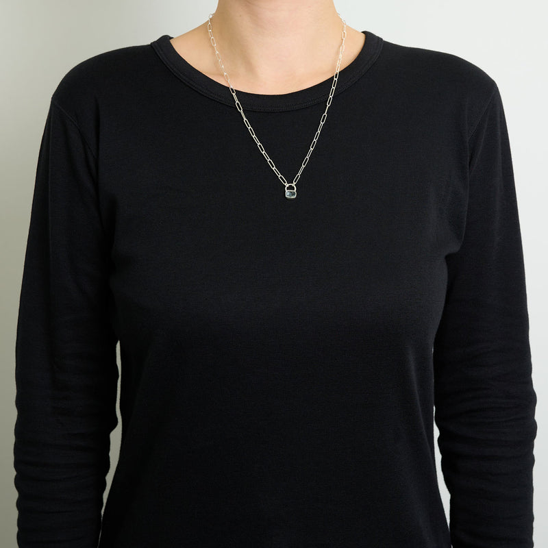 3月誕生石アクアマリンのシルバーネックレス