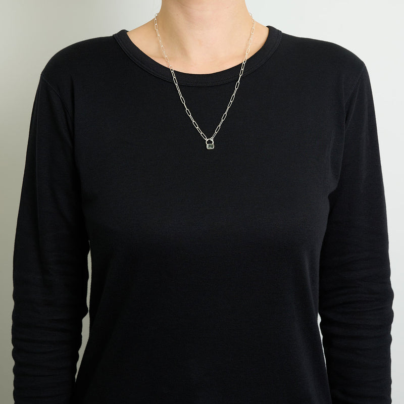 3月誕生石アクアマリンのシルバーネックレス