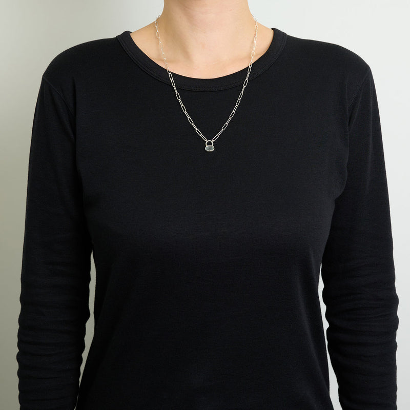 3月誕生石アクアマリンのシルバーネックレス