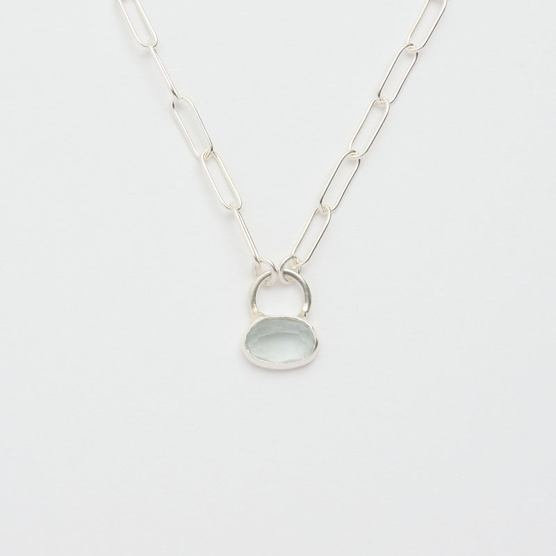 3月誕生石アクアマリンのシルバーネックレス