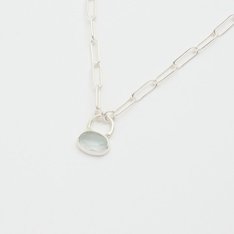 3月誕生石アクアマリンのシルバーネックレス