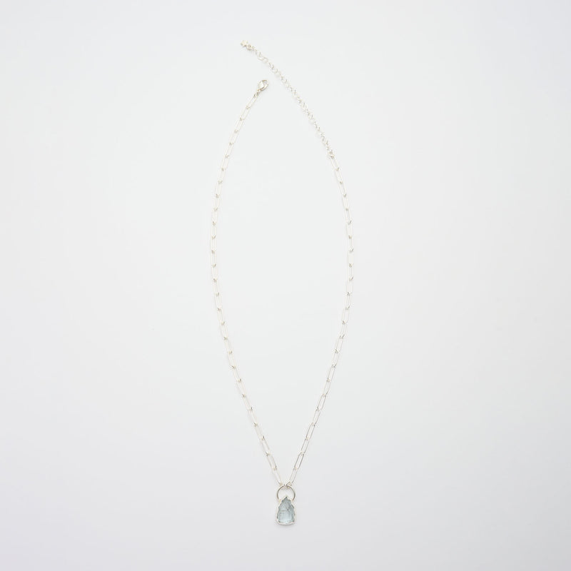 3月誕生石アクアマリンのシルバーネックレス