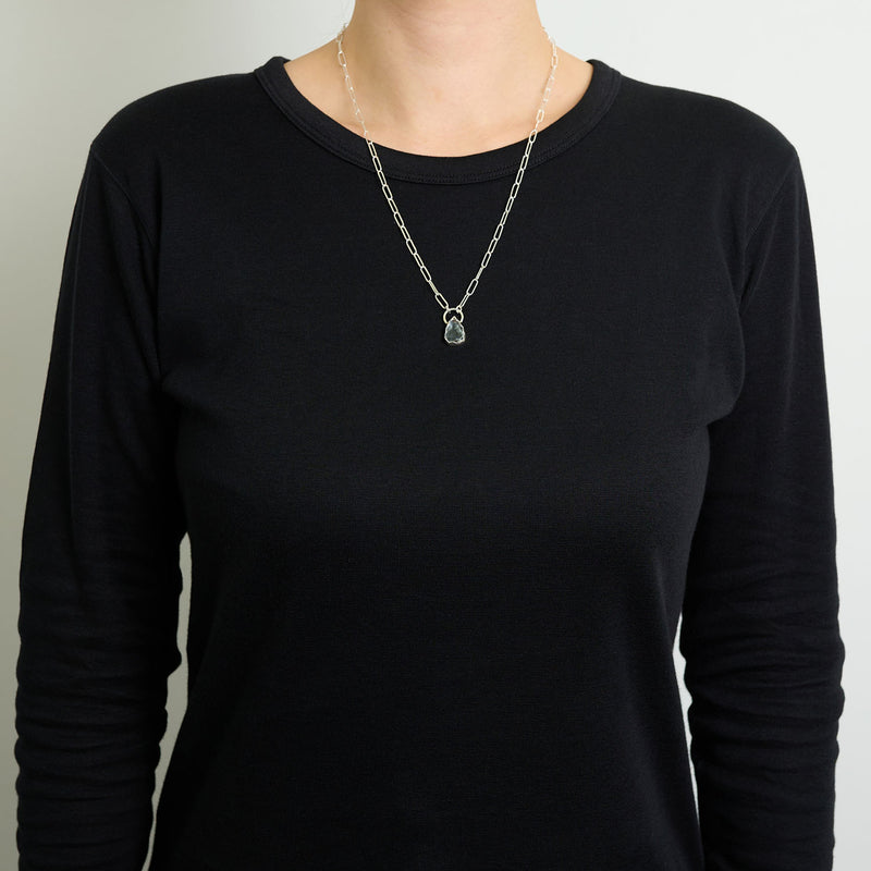 3月誕生石アクアマリンのシルバーネックレス