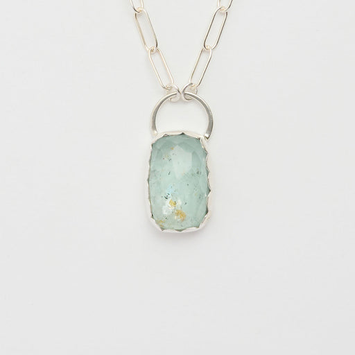 3月誕生石アクアマリンのシルバーネックレス