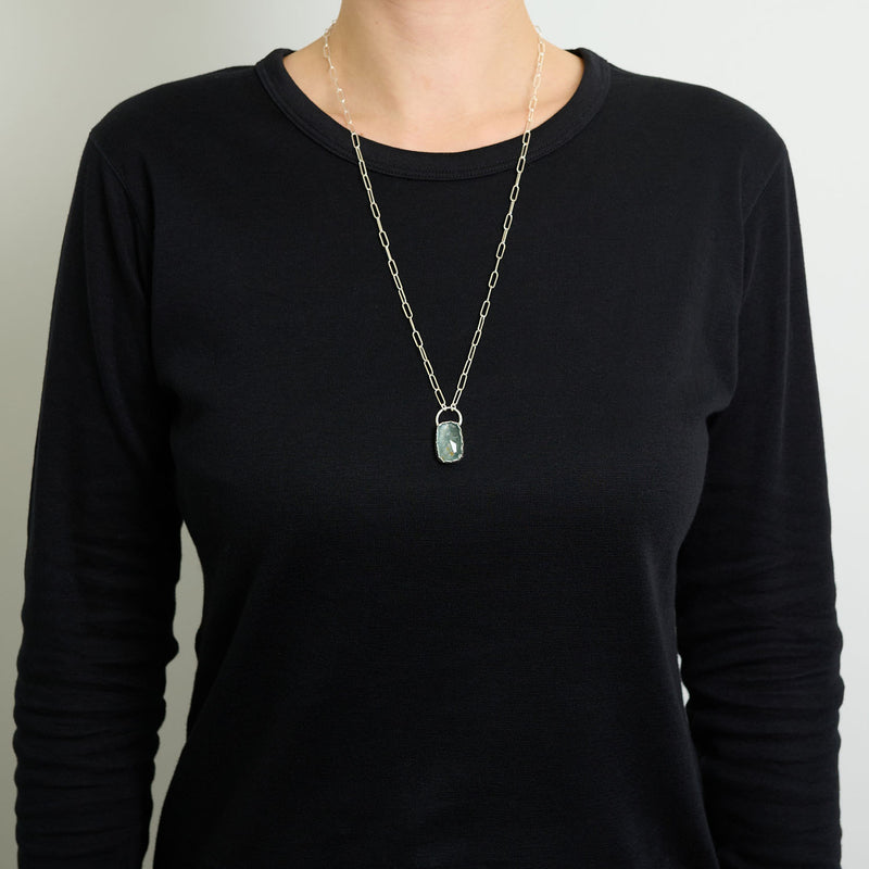 3月誕生石アクアマリンのシルバーネックレス