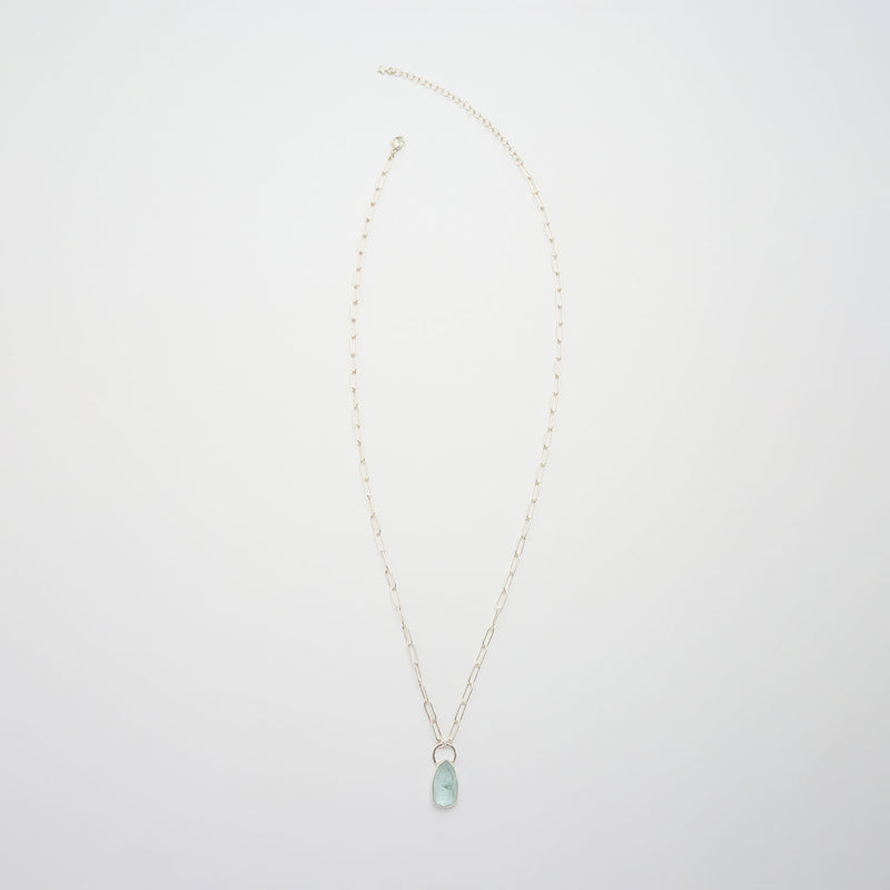 3月誕生石アクアマリンのシルバーネックレス