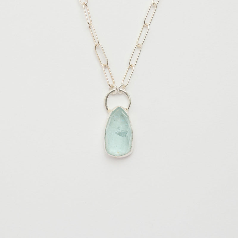 3月誕生石アクアマリンのシルバーネックレス