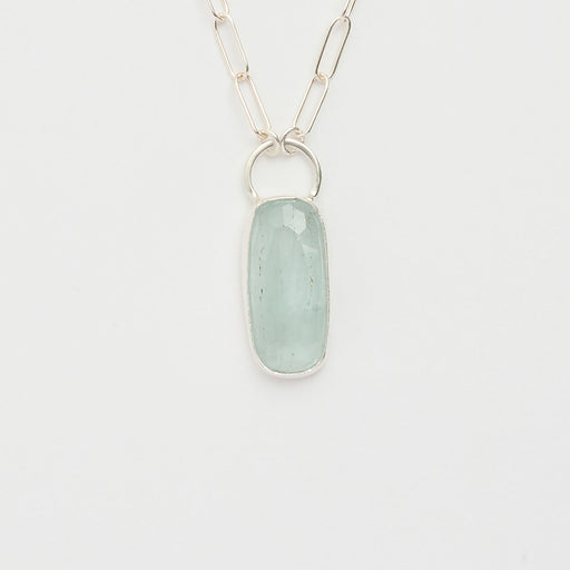 3月誕生石アクアマリンのシルバーネックレス